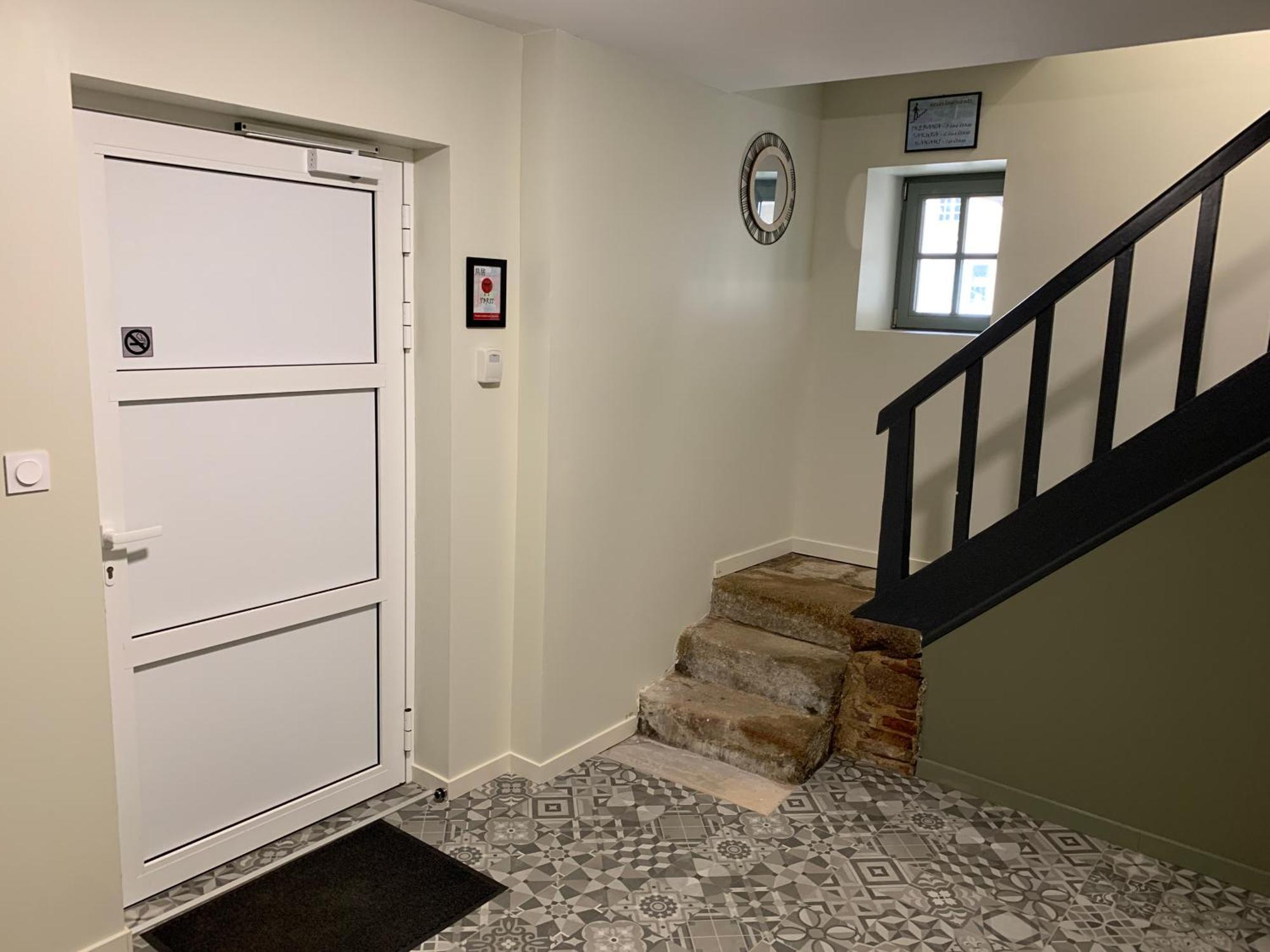 Appartement Hanami - Maulevrier Cholet Puy Du Fou Exterior foto